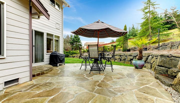 Beautifully Textured and Patterned Concrete Patios in Charleston, South Carolina